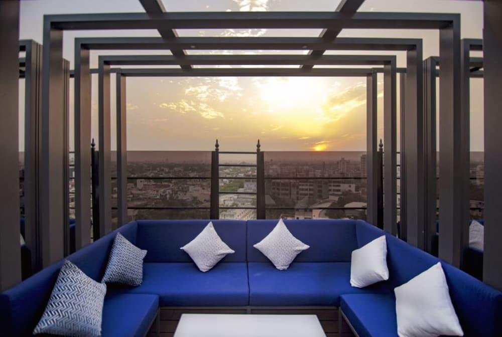 Royal Orchid Central Jaipur, Bani Park Exterior foto