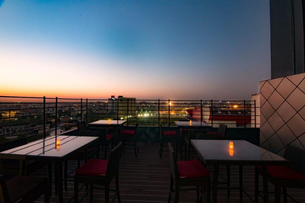Royal Orchid Central Jaipur, Bani Park Exterior foto